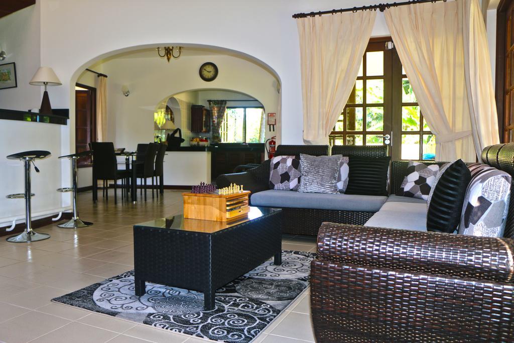 Villa Saint Sauveur Baie Sainte Anne Esterno foto